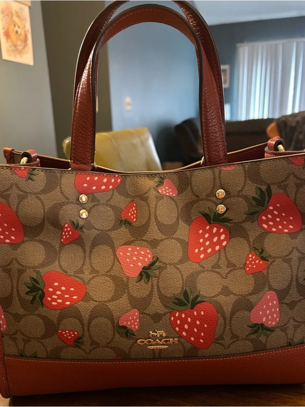 COACH Dempsey Tote 22 in Signature Canvas Wild Strawberry Print No Strap - Picture 5 of 10
